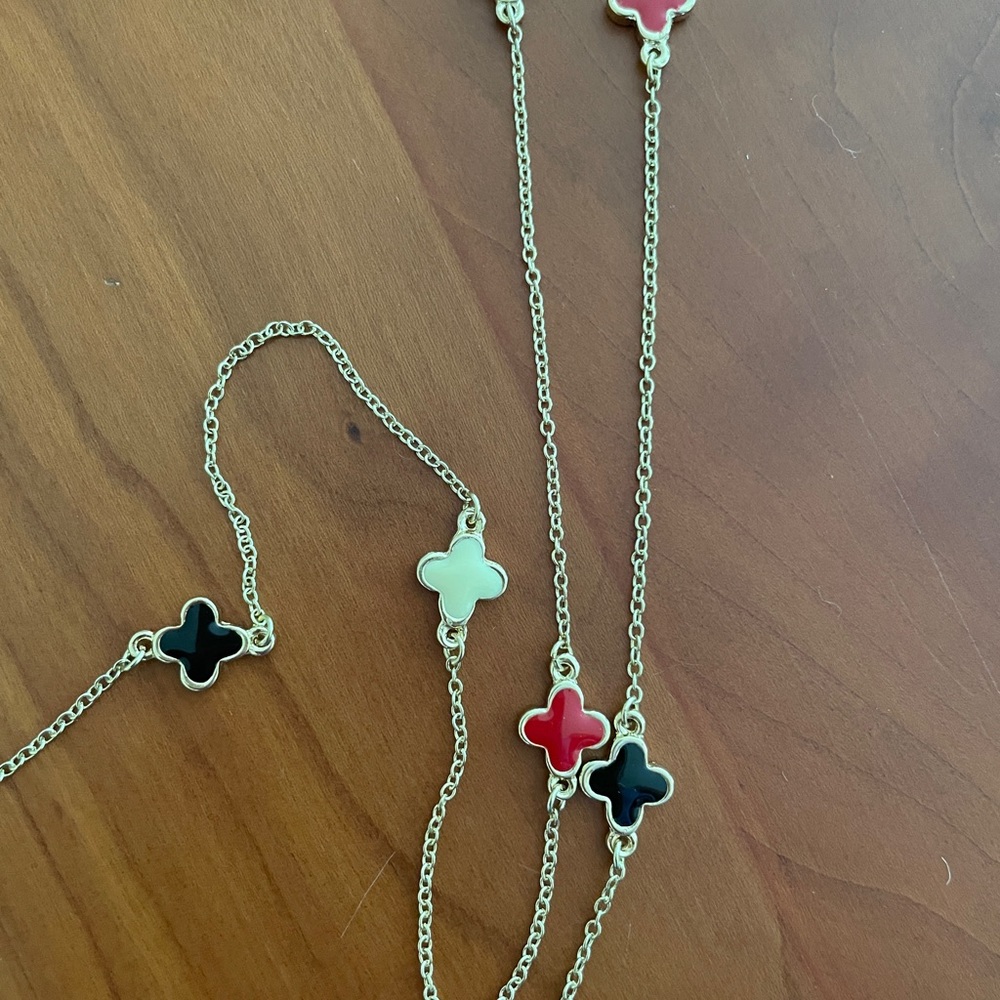 Tazza necklace and earring set